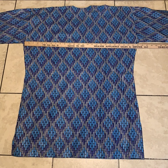 African Dashiki Short Sleeve Shirt - Picture 2 of 6